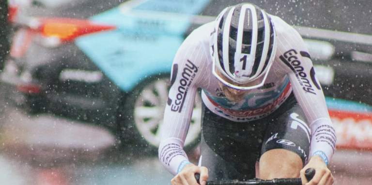 Luis Daniel Oses gana la cronoescalada y sacude la general de la Vuelta a Costa Rica 2025